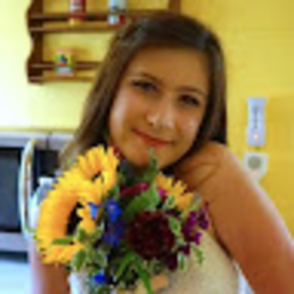 Meet your Posher, Kenadee